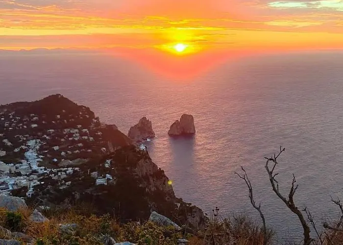 L'affresco Caprese * Капри