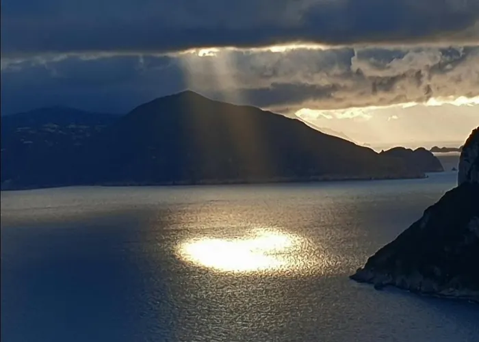 L'affresco Caprese * Капри