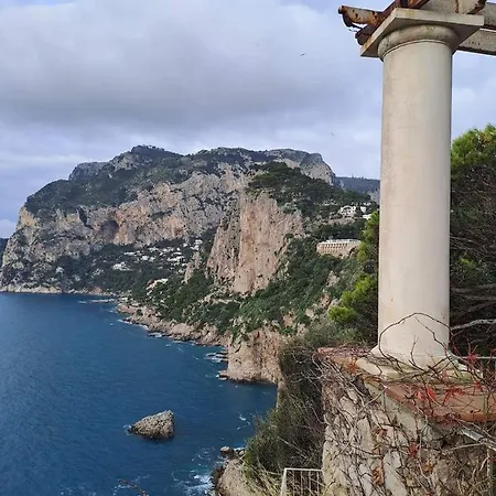 L'affresco Caprese Apartment *