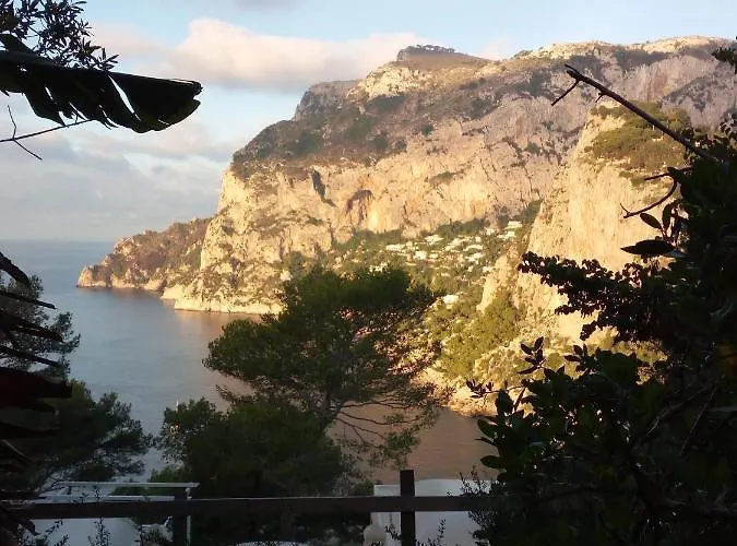 L'affresco Caprese * Capri